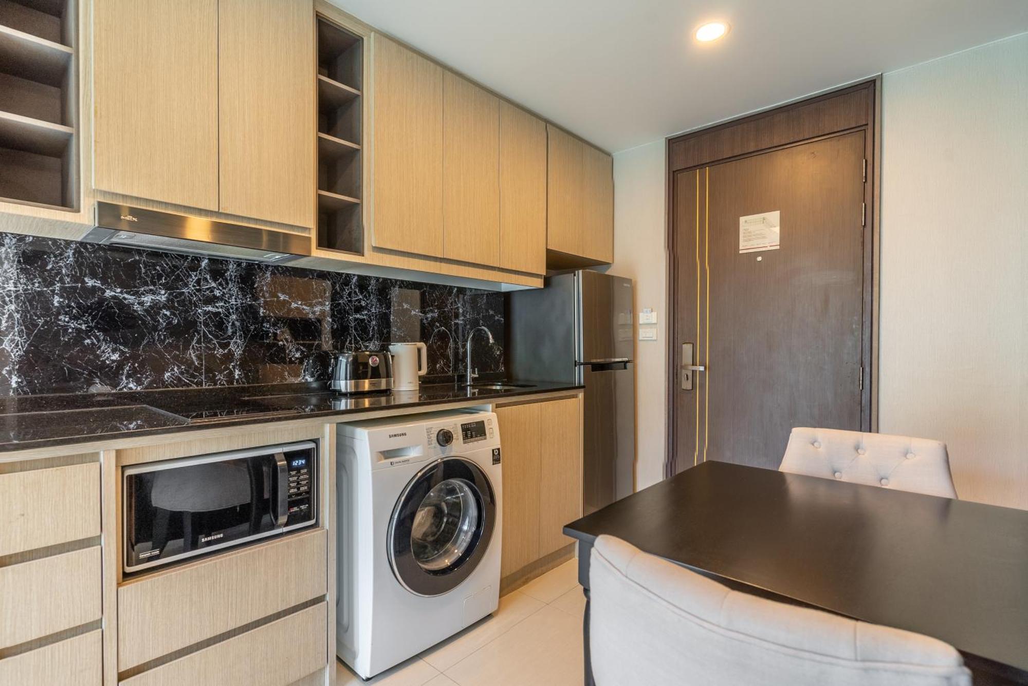 Panora Condo By Villacarte Hat Surin Exterior foto